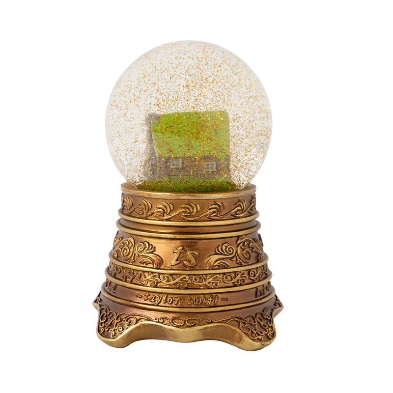 Cabin Snowglobe